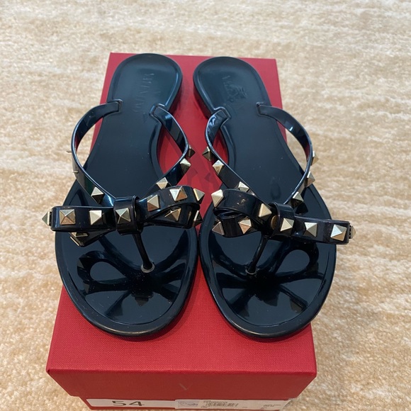 Valentino Rubber Rockstud thong sandal - Picture 3 of 11